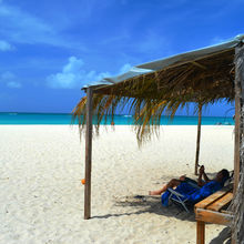 BEACHES OF ARUBA