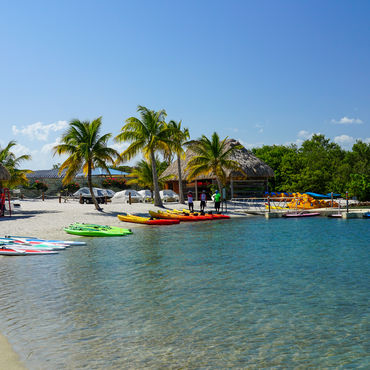 BELIZE & HARVEST CAYE