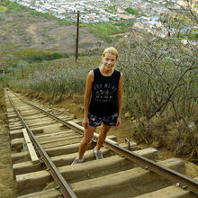 HIKING IN HAWAII