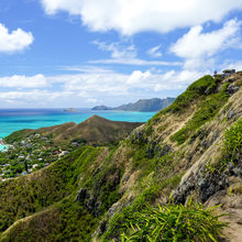 HIKING IN HAWAII