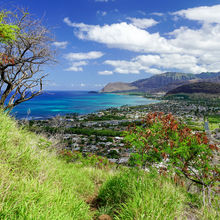 HIKING IN HAWAII