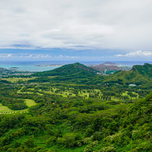 HIKING IN HAWAII