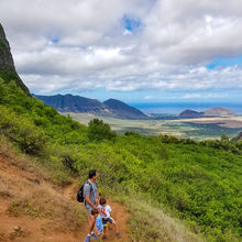 HIKING IN HAWAII