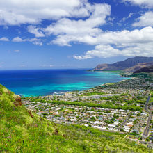 HIKING IN HAWAII